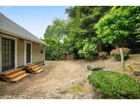 13217 SE Blackberry Circle Portland OR 97236
