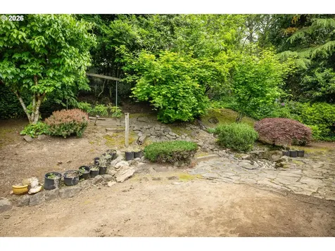 13217 SE Blackberry Circle Portland OR 97236