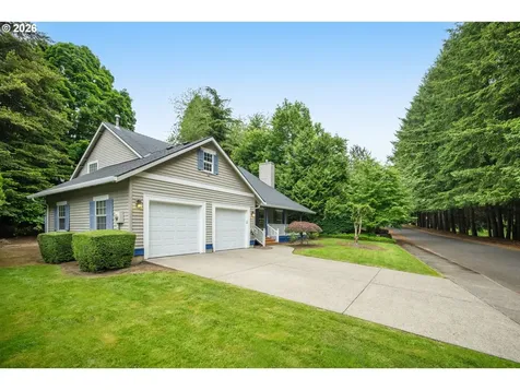 13217 SE Blackberry Circle Portland OR 97236