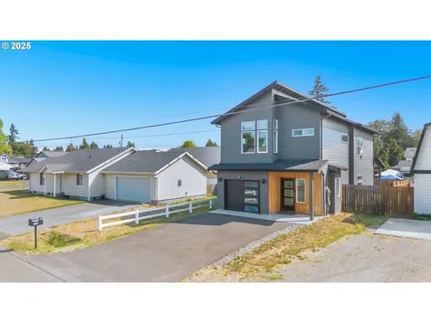 213 SE 1st Avenue Battle Ground WA 98604