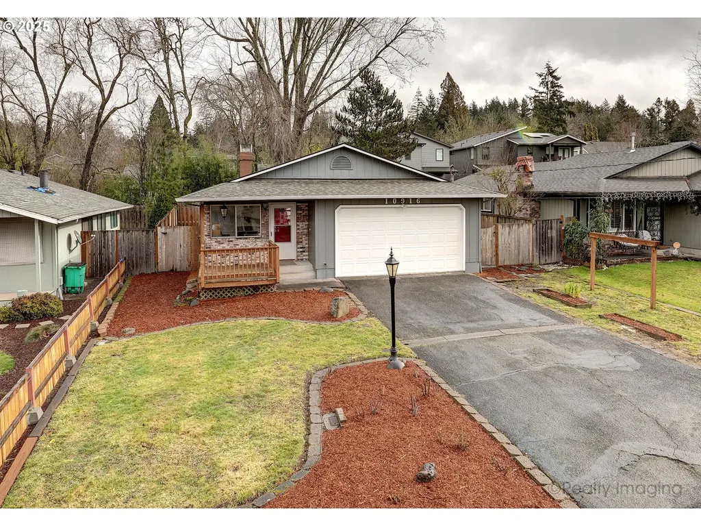 10916 SW 62nd Place Portland OR 97219