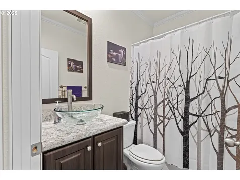 565 Shorepines Court Coos Bay OR 97420