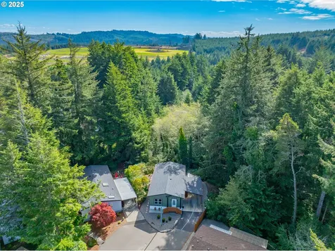 565 Shorepines Court Coos Bay OR 97420