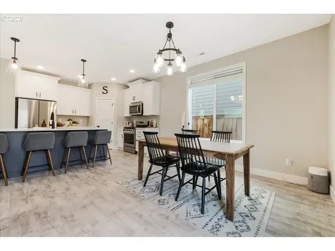 209 W Barbaras Way Newberg OR 97132