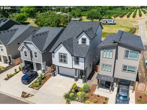 209 W Barbaras Way Newberg OR 97132
