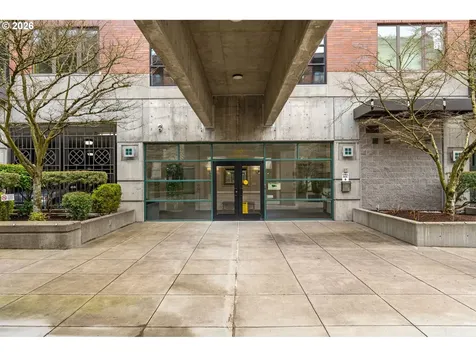 300 W 8th Street Vancouver WA 98660