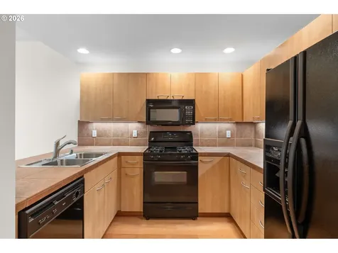 300 W 8th Street Vancouver WA 98660