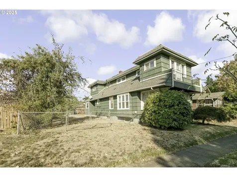 6131 SE 87th Avenue Portland OR 97266