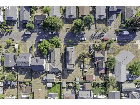 6131 SE 87th Avenue Portland OR 97266