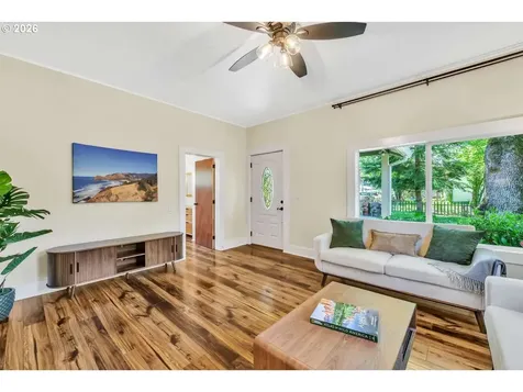 125 Selma Street Oregon City OR 97045