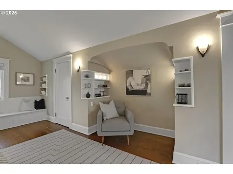 3259 NE Hoyt Street Portland OR 97232