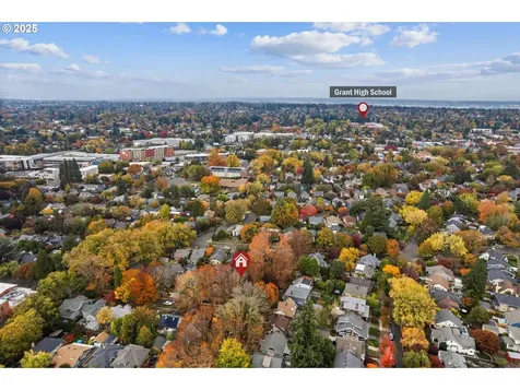3259 NE Hoyt Street Portland OR 97232