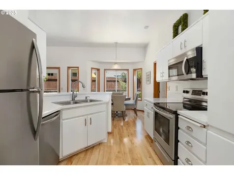 173 Laquinta Court Winchester OR 97495
