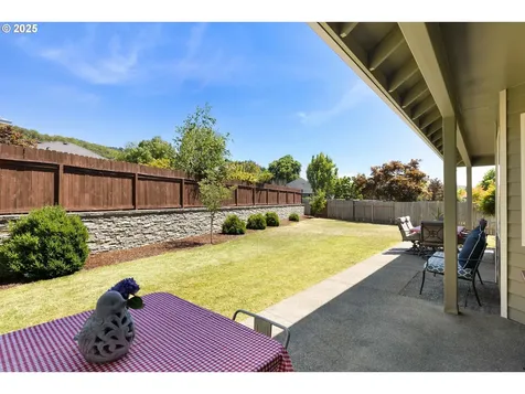173 Laquinta Court Winchester OR 97495