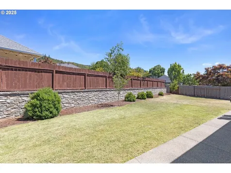 173 Laquinta Court Winchester OR 97495