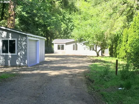 71 N Hobby Court Otis OR 97368