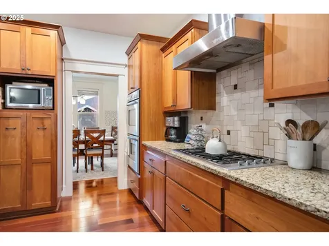 15475 SW Brighton Way Beaverton OR 97007