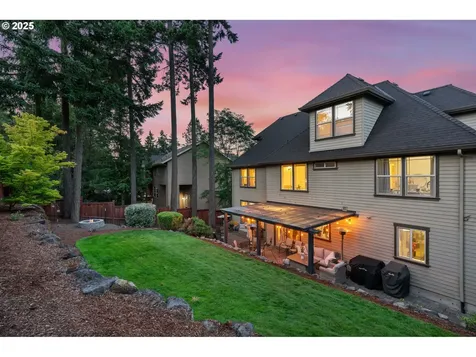 15475 SW Brighton Way Beaverton OR 97007