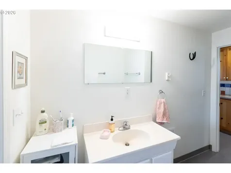 56 Jennings Road Trout Lake WA 98650
