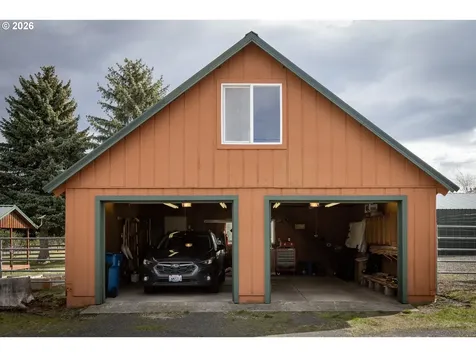56 Jennings Road Trout Lake WA 98650