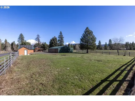56 Jennings Road Trout Lake WA 98650