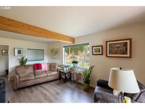 56 Jennings Road Trout Lake WA 98650