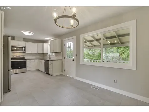 13651 SW 63rd Avenue Portland OR 97219