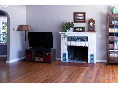 3614 Sherman Avenue North Bend OR 97459