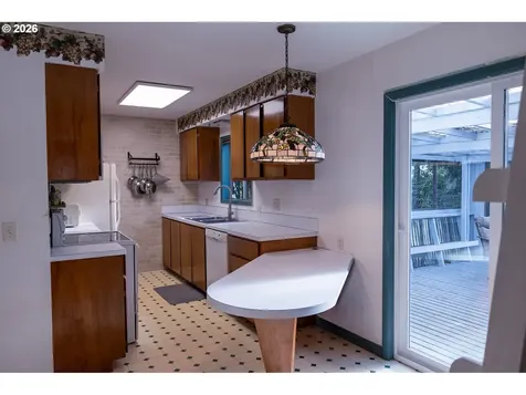 3614 Sherman Avenue North Bend OR 97459