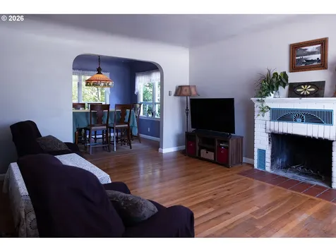 3614 Sherman Avenue North Bend OR 97459