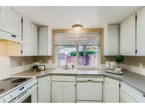16770 SW Matador Lane Portland OR 97224