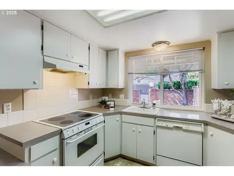16770 SW Matador Lane Portland OR 97224