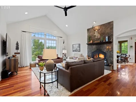 37212 S Sawtell Road Molalla OR 97038