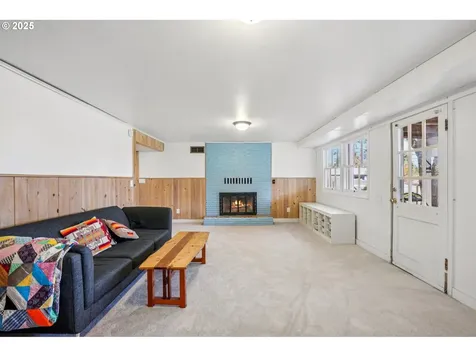 2012 Division Street Camas WA 98607