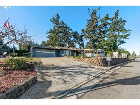 1698 Ash Street North Bend OR 97459