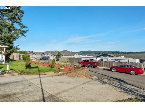 1698 Ash Street North Bend OR 97459