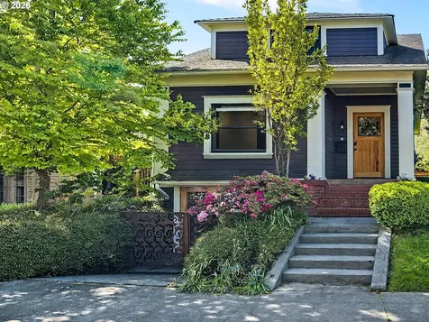 2532 SE Ash Street Portland OR 97214