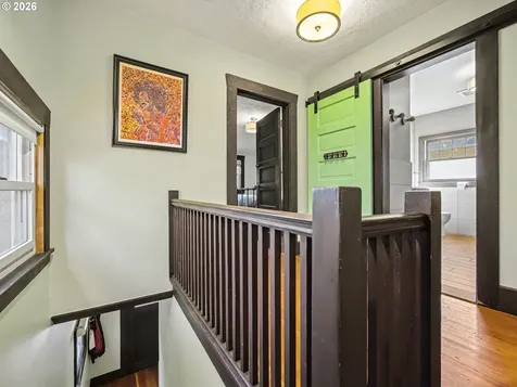 2532 SE Ash Street Portland OR 97214