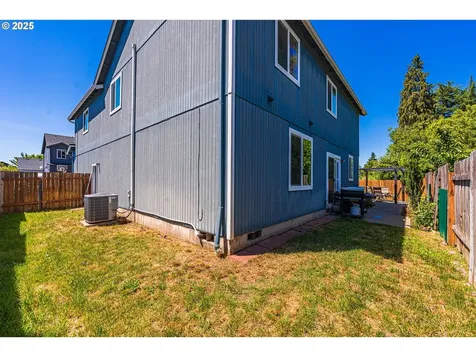 1131 Veronica Lane Eugene OR 97404