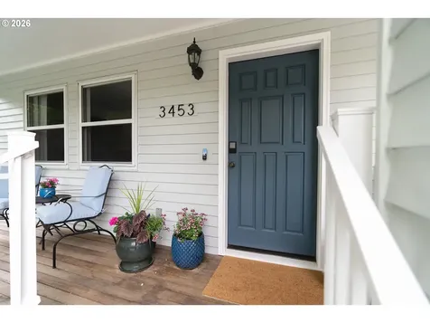 3453 E Burnside Street Portland OR 97214