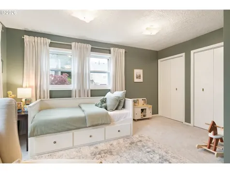 3453 E Burnside Street Portland OR 97214