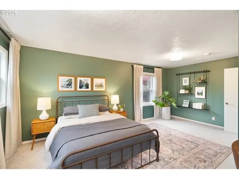 3453 E Burnside Street Portland OR 97214