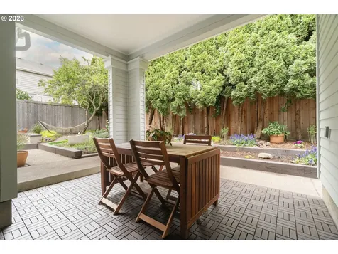 3453 E Burnside Street Portland OR 97214