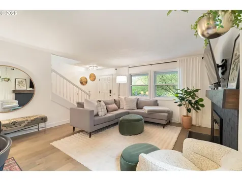 3453 E Burnside Street Portland OR 97214
