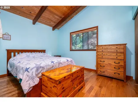 1085 SW Norwood Drive Waldport OR 97394