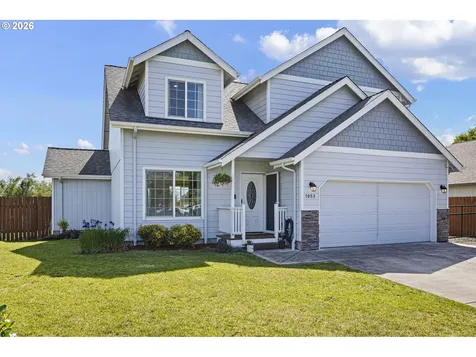 1053 Heckart Lane Harrisburg OR 97446