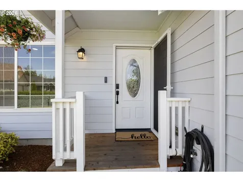 1053 Heckart Lane Harrisburg OR 97446
