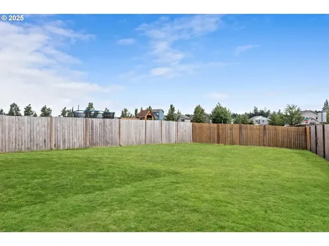 18831 112th Avenue Court E Puyallup WA 98374