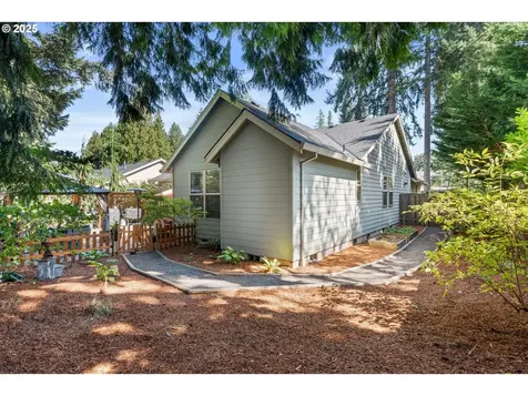 11430 SW Fonner Street Portland OR 97223