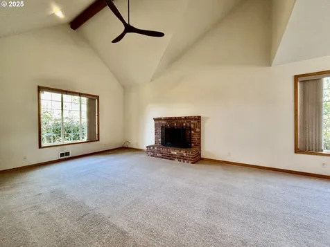 8455 S Victoria Avenue Rockaway Beach OR 97136